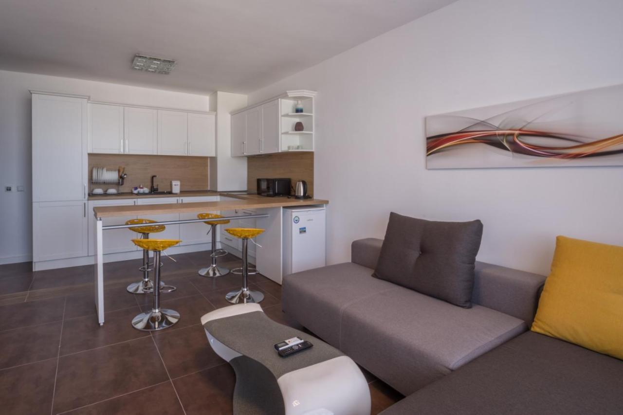 Salia Apartments Царево Екстериор снимка