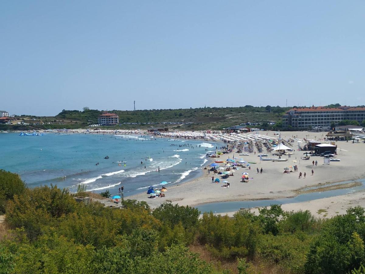 Salia Apartments Царево Екстериор снимка