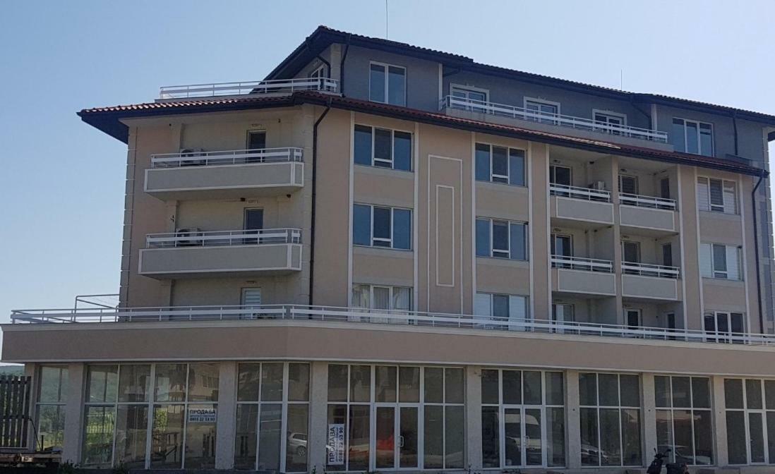 Salia Apartments Царево Екстериор снимка